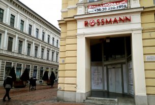 bezárt a Rossmann